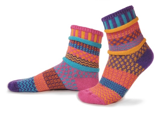 Кой е отговорен за създаването на чорапите?